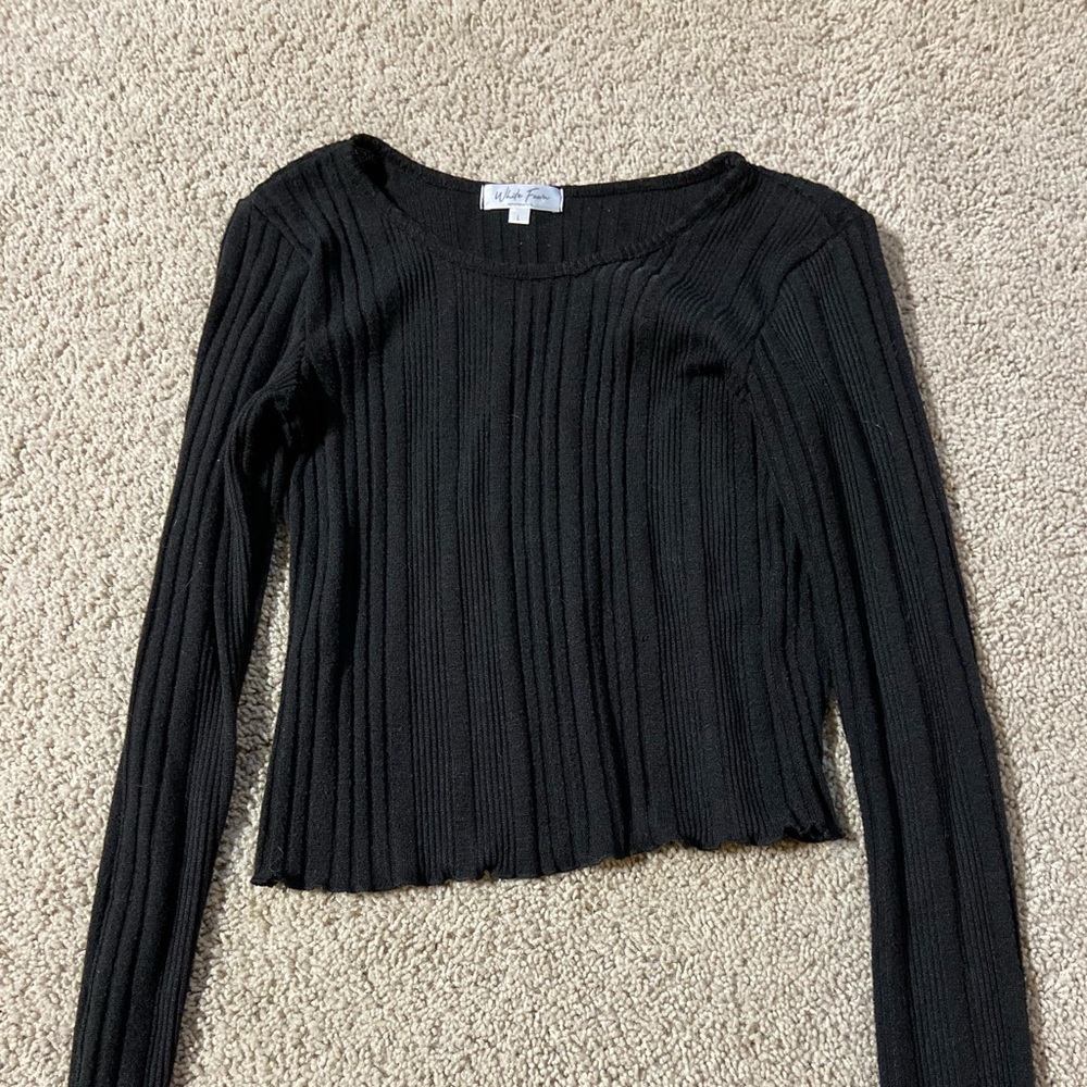 Black ribbed crop top